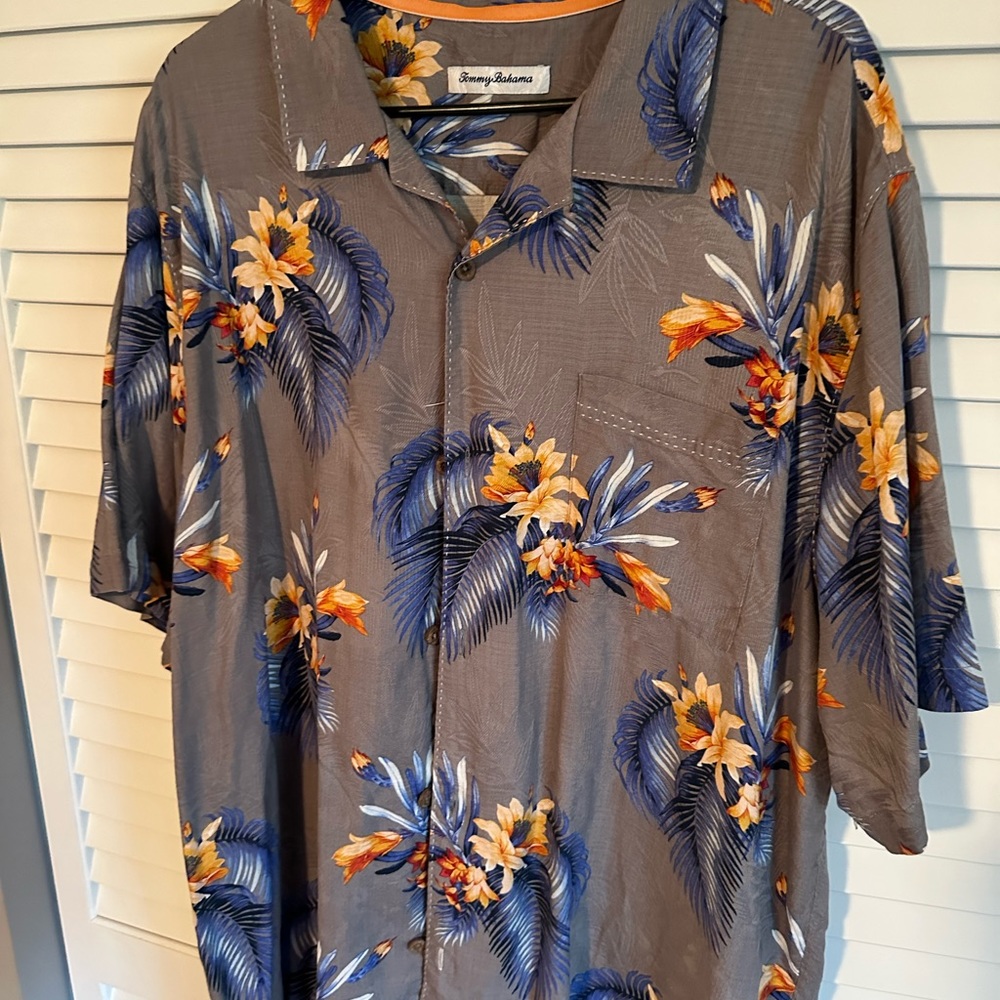 Tommy Bahama Men’s Shirt - XXL